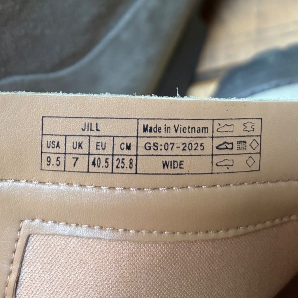 Vionic Womens Jill Zip Short Boot Suede Gray Beige Buckle Size 9.5 Wide - Picture 10 of 11